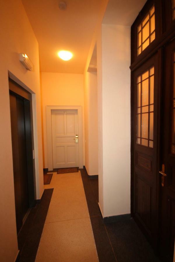 Apartment Halkova 5 Prag Exterior foto