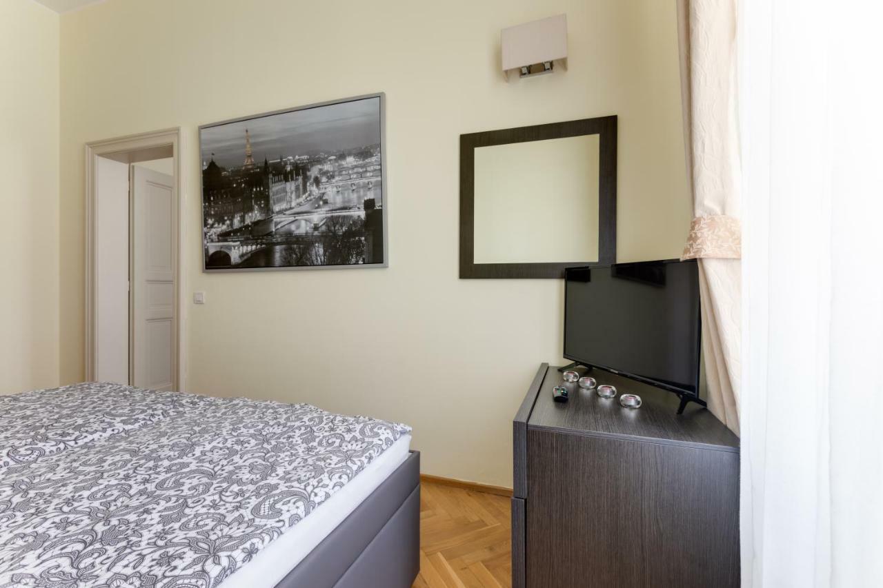 Apartment Halkova 5 Prag Exterior foto