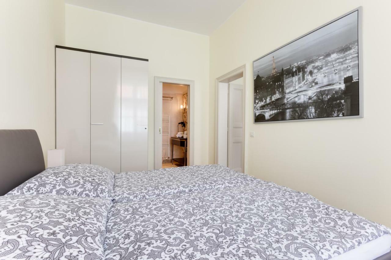Apartment Halkova 5 Prag Exterior foto